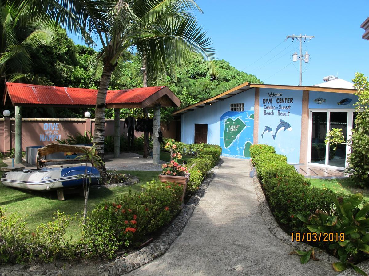 Loon Cabilao Sunset Dive & Beach Resort מראה חיצוני תמונה