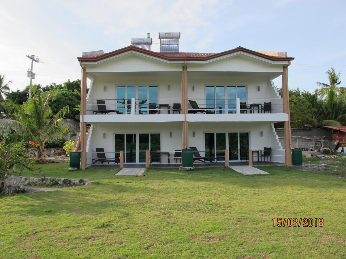 Loon Cabilao Sunset Dive & Beach Resort מראה חיצוני תמונה