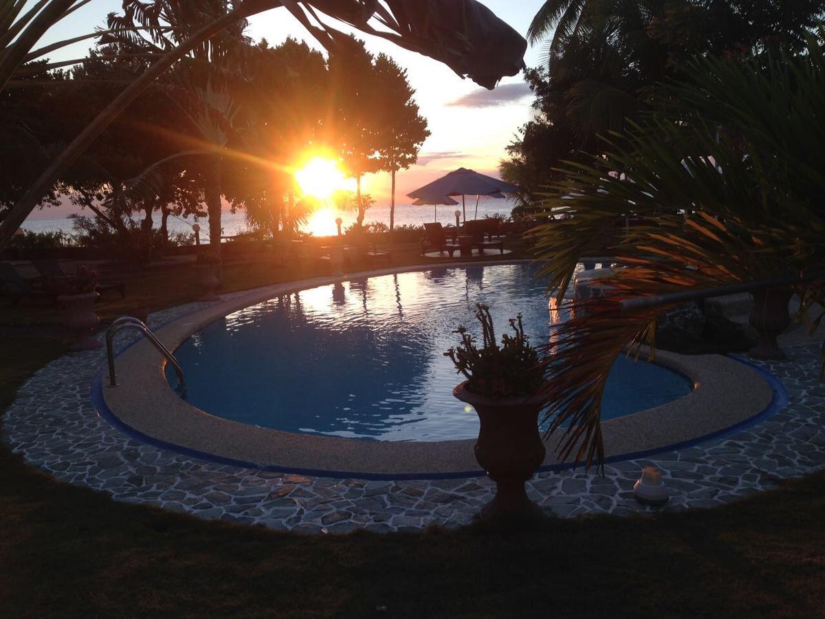 Loon Cabilao Sunset Dive & Beach Resort מראה חיצוני תמונה